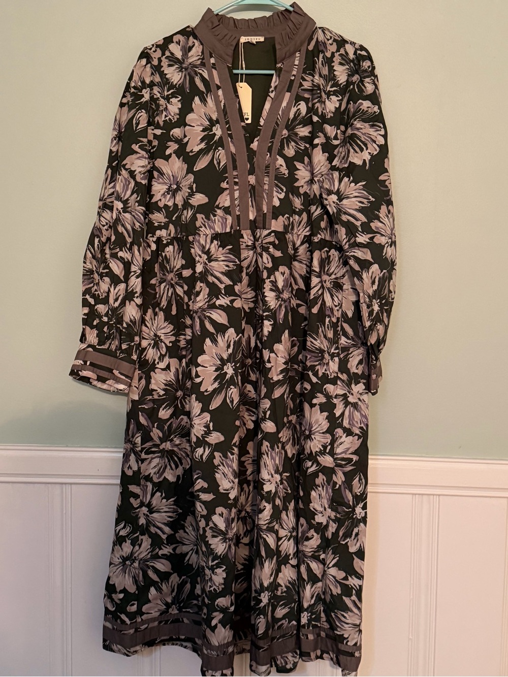 JODIFL Maxi Dress with Floral Pattern